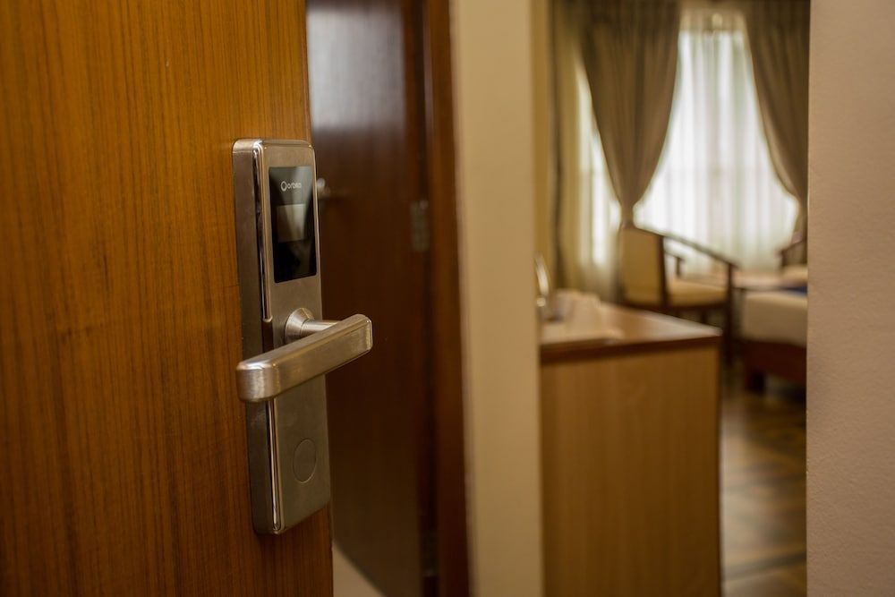 Hotel White Pearl Deluxe Room 15