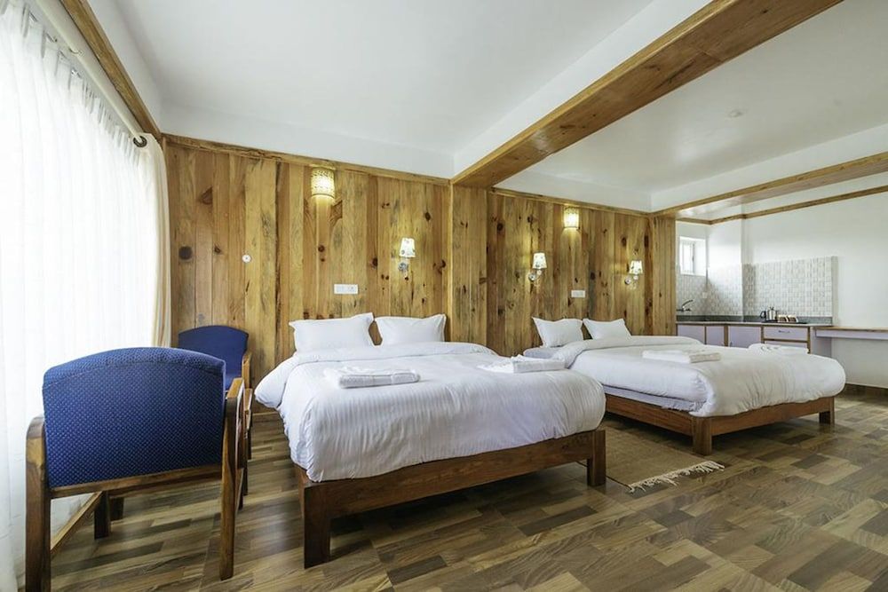 undefined Tristar Hotel