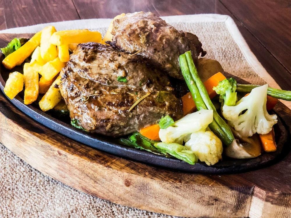 undefined Tristar Hotel 6