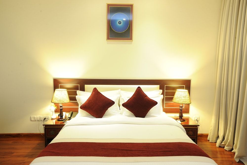 Vannasut Hotel and Spa Heritage Room 11