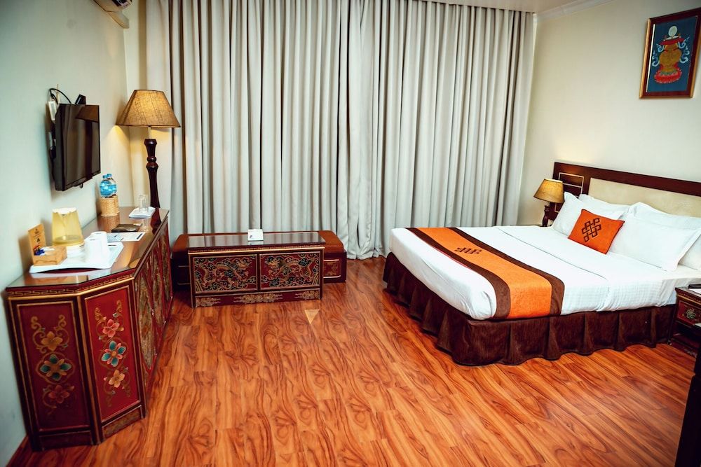 Vannasut Hotel and Spa Heritage Room 4