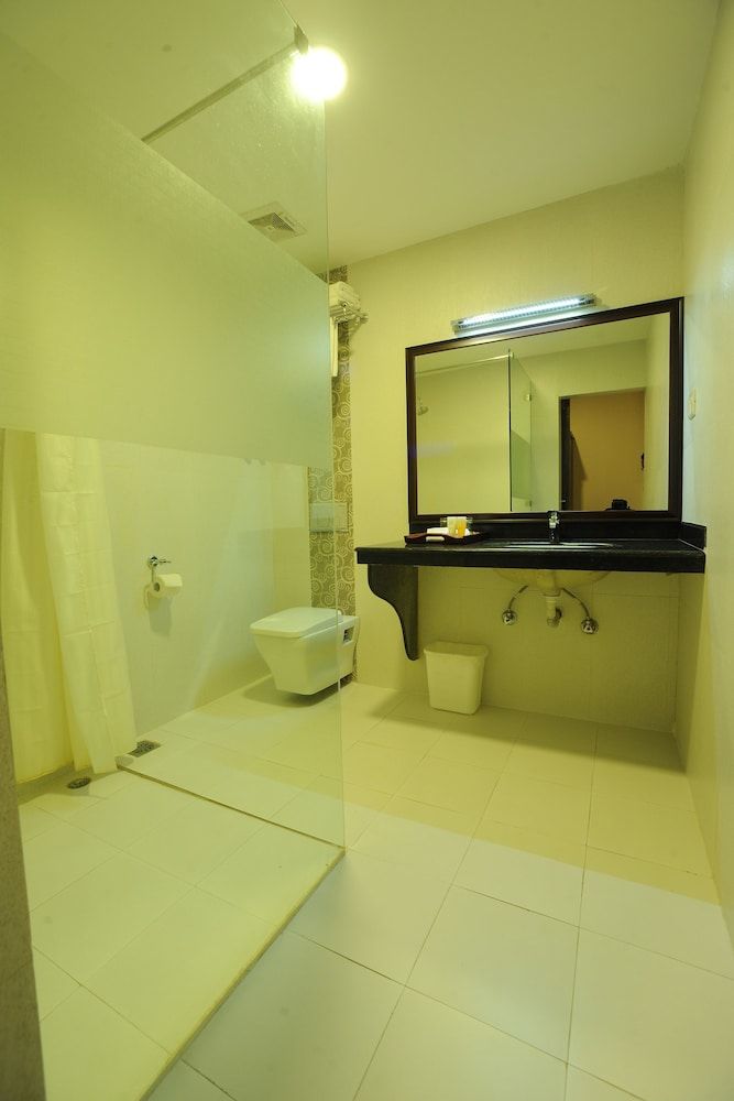 Vannasut Hotel and Spa Deluxe Double Room 3