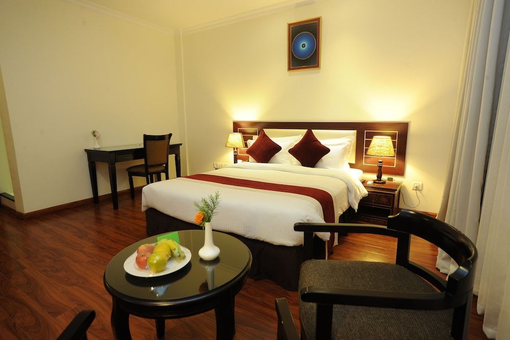 Vannasut Hotel and Spa Heritage Room 9