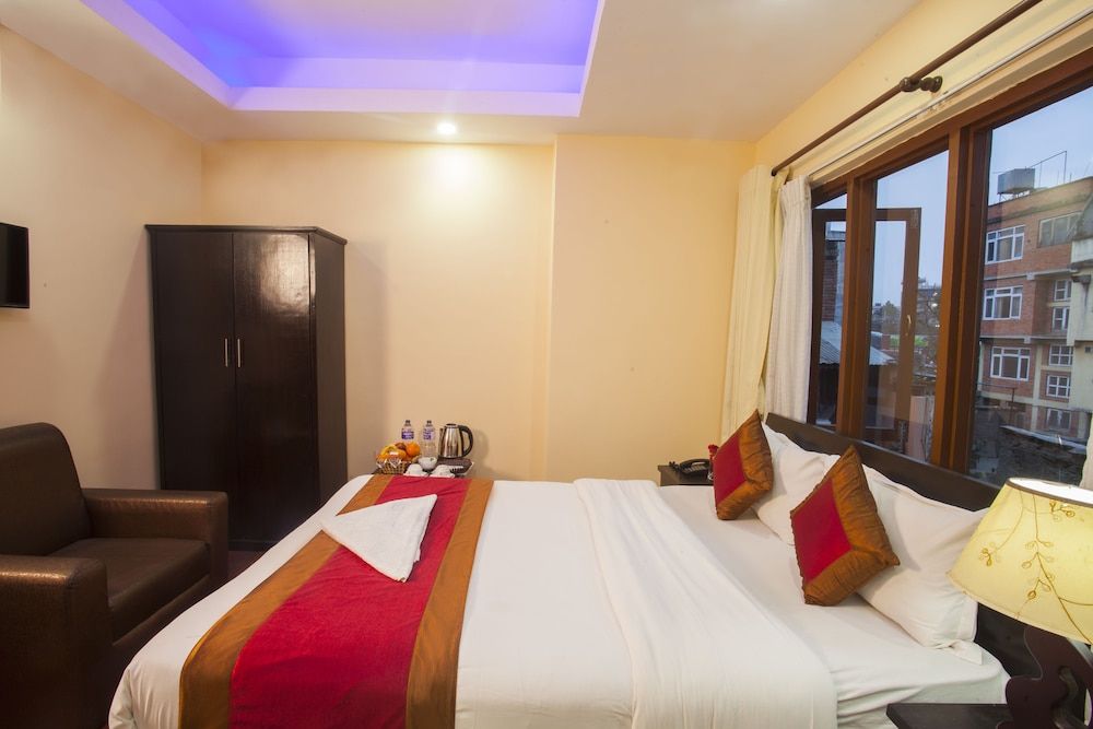 undefined Hotel Dream City 4