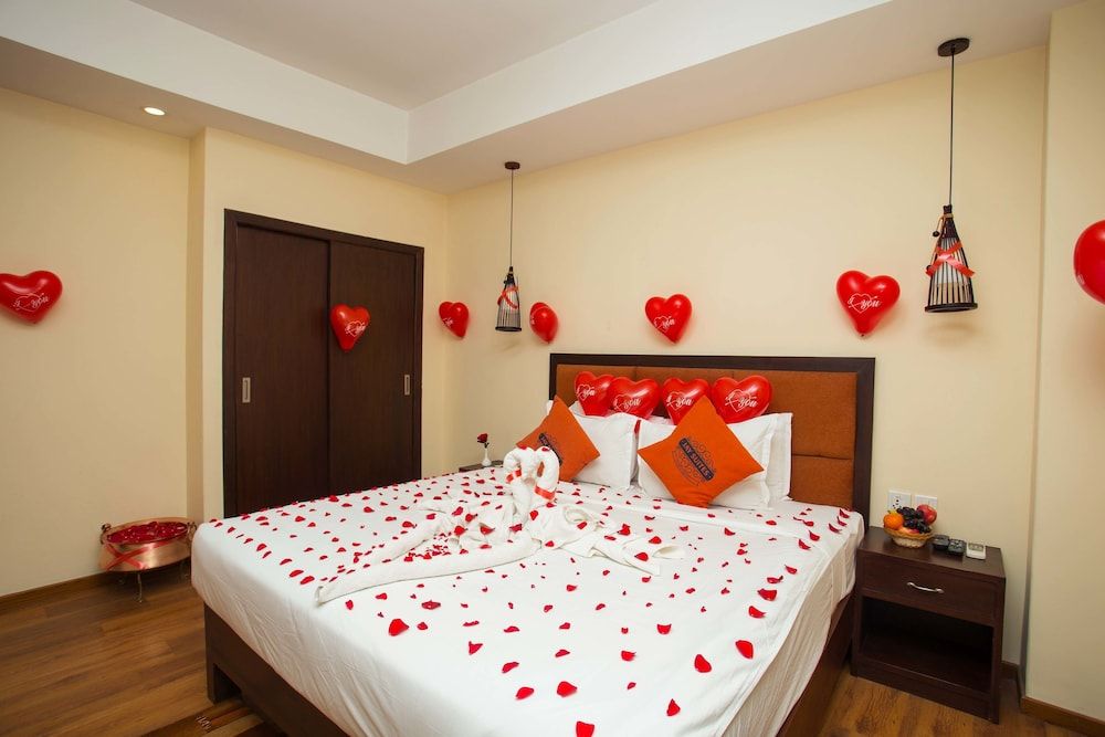 Hotel Jay Suites Deluxe Double Room 8