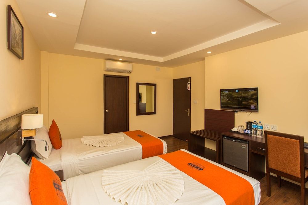 Hotel Jay Suites Deluxe Twin Room 3