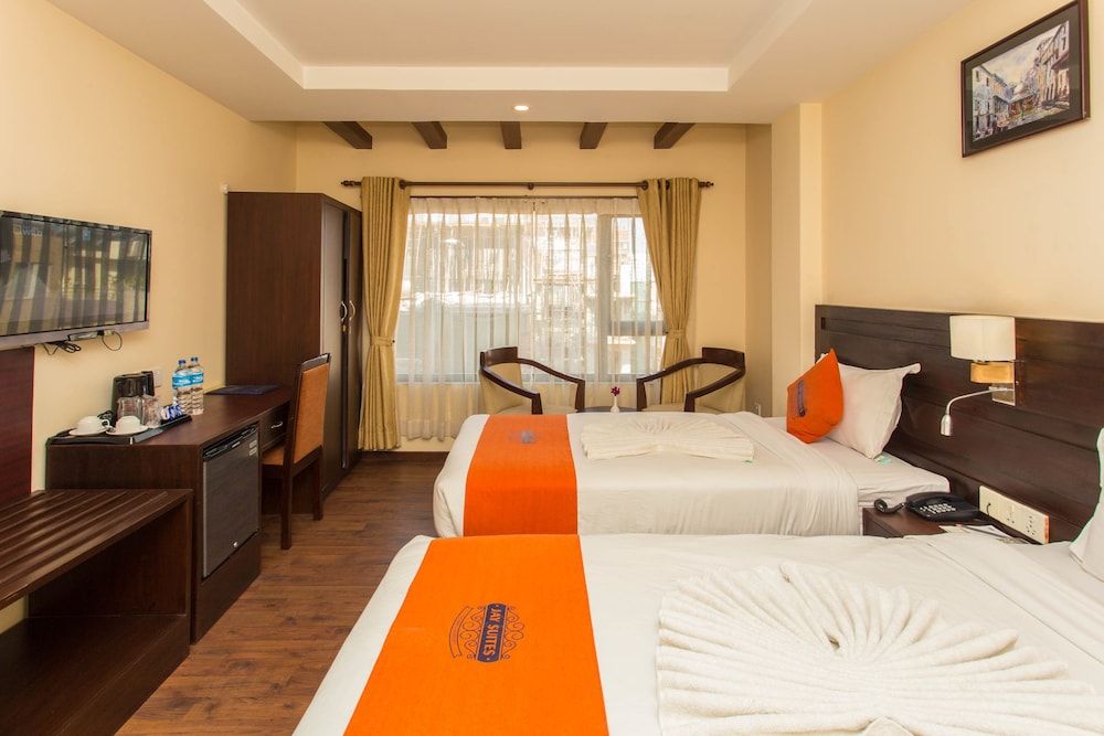 Hotel Jay Suites Deluxe Twin Room 9