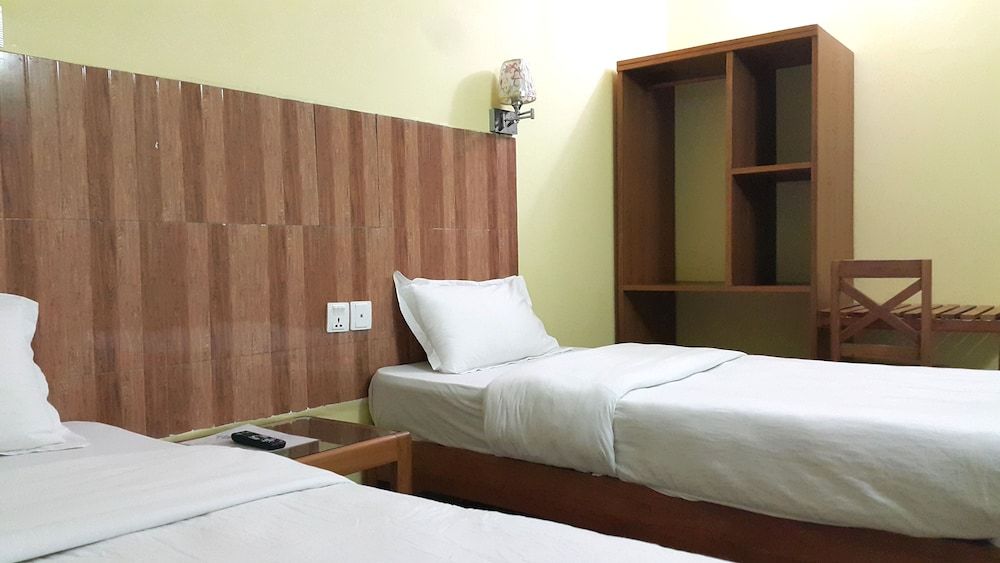 undefined Hotel Bishram 4