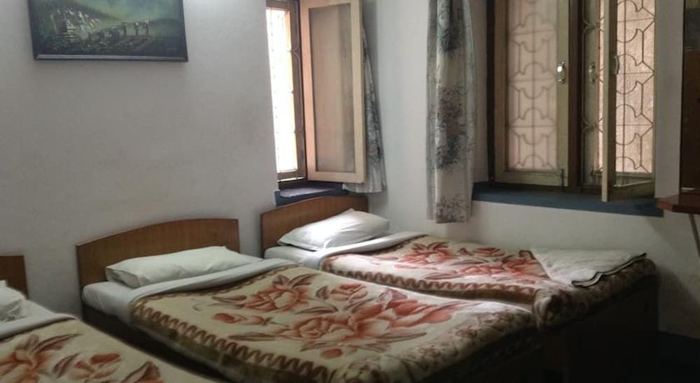 undefined Hotel Down Town 2