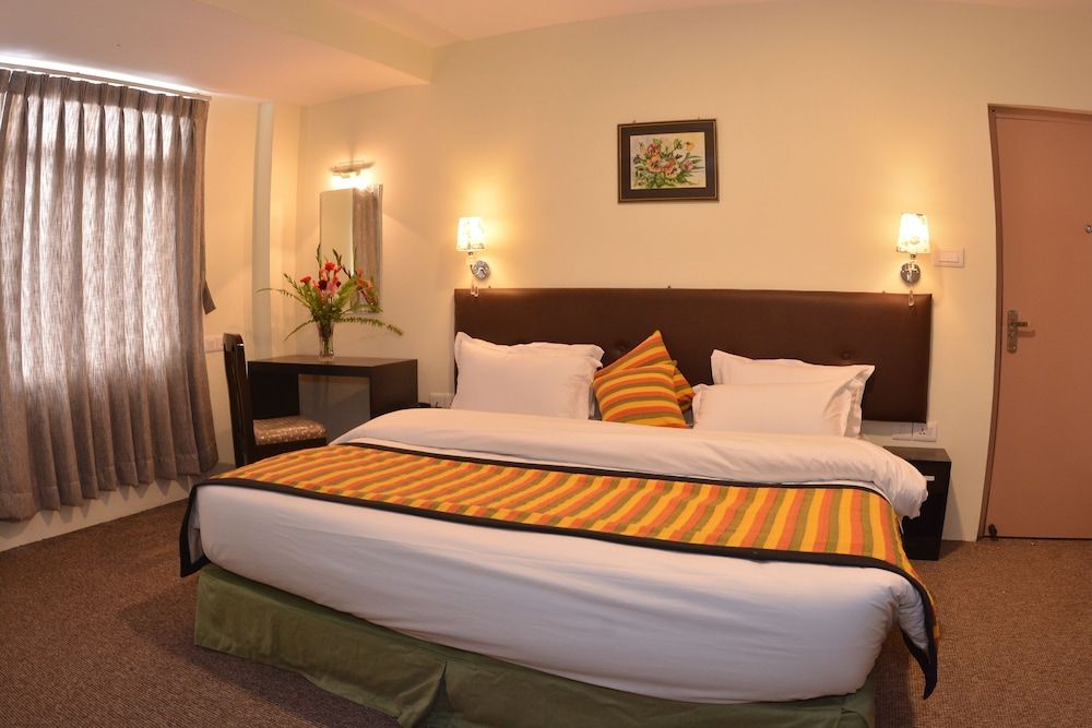 undefined Hotel Serenity