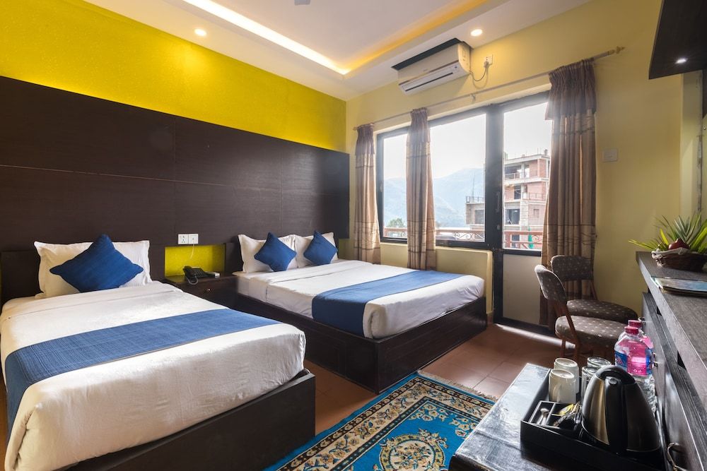 undefined Golden Gate Hotel 6