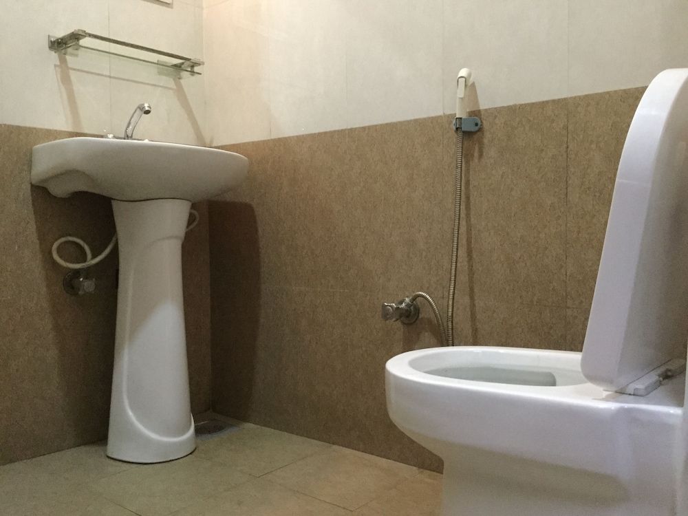 Everest Mount Holiday Standard Room, City View 6