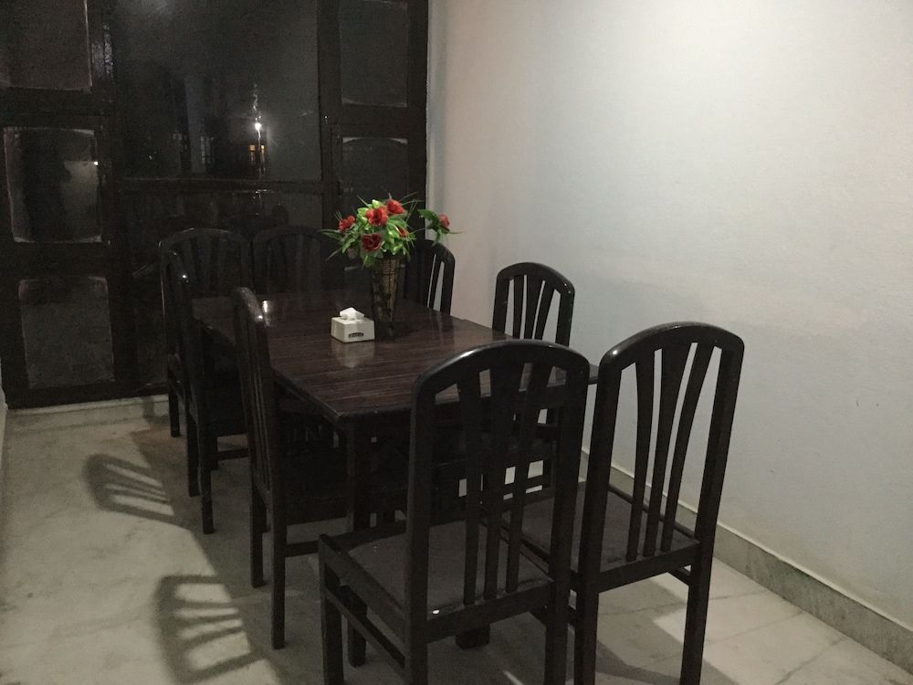 undefined Everest Mount Holiday 6