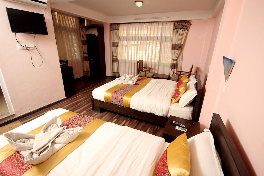 De Hotel Veda Deluxe Double Room 5