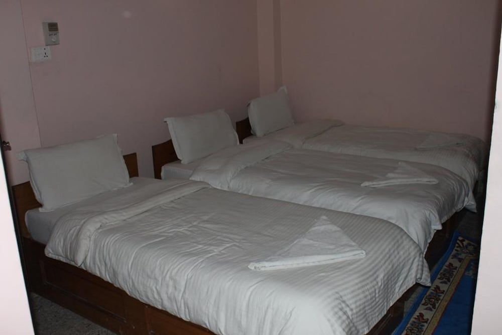 undefined Festoon Hotel 9