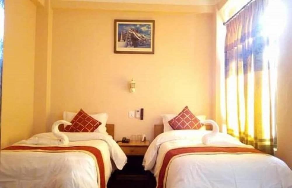 undefined Festoon Hotel 5