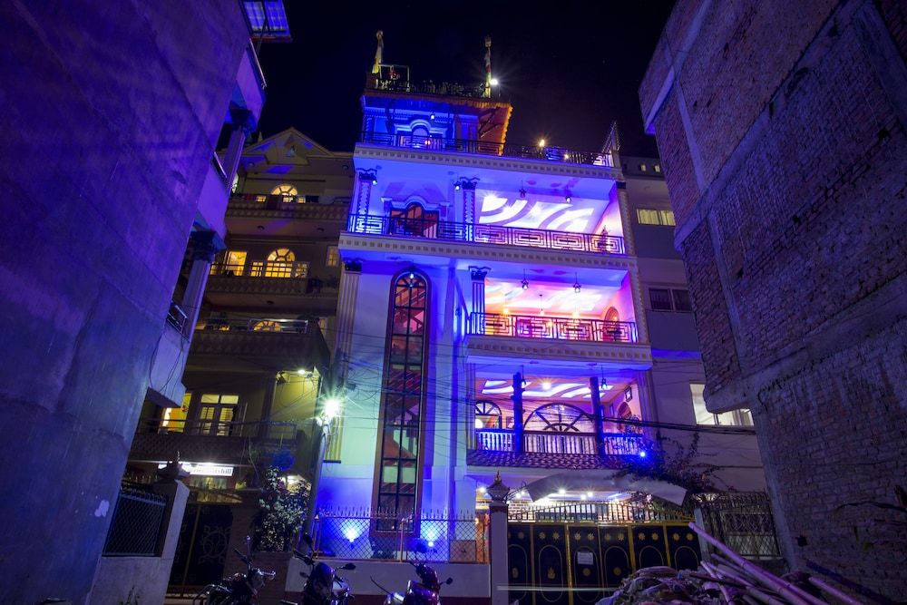 undefined BLUE MOUNTAIN HOME STAY 2