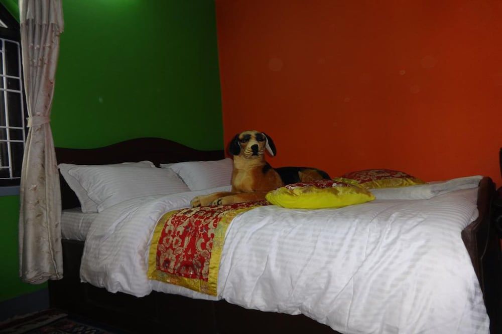 undefined BLUE MOUNTAIN HOME STAY 8