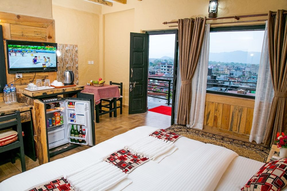 Tourist Residency Deluxe Room, 1 Bedroom, City View 8
