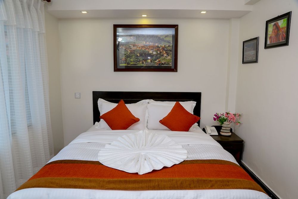 Hotel Himalayan Oasis Deluxe Double Room, 1 Double Bed, Hill View 8