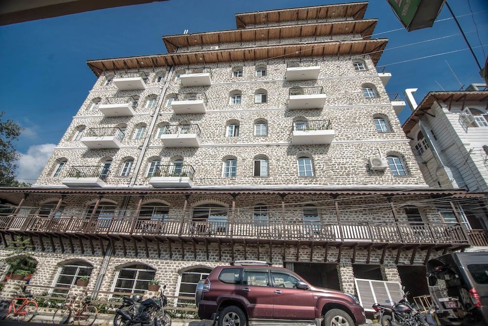 undefined Glacier Hotel and Spa 2