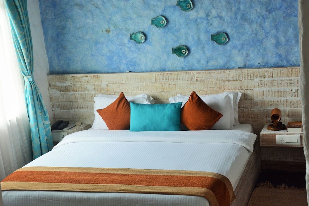 Glacier Hotel and Spa Deluxe Room 6