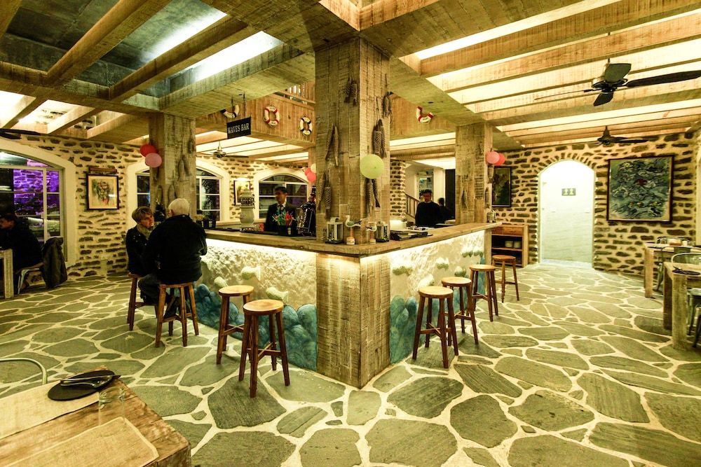 undefined Glacier Hotel and Spa 9