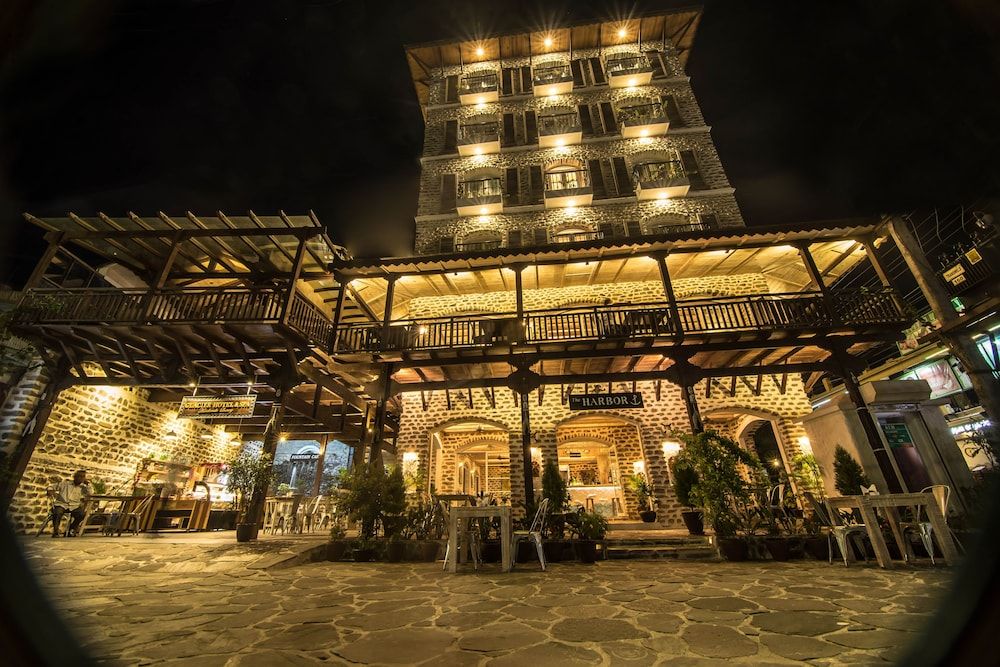 undefined Glacier Hotel and Spa 5