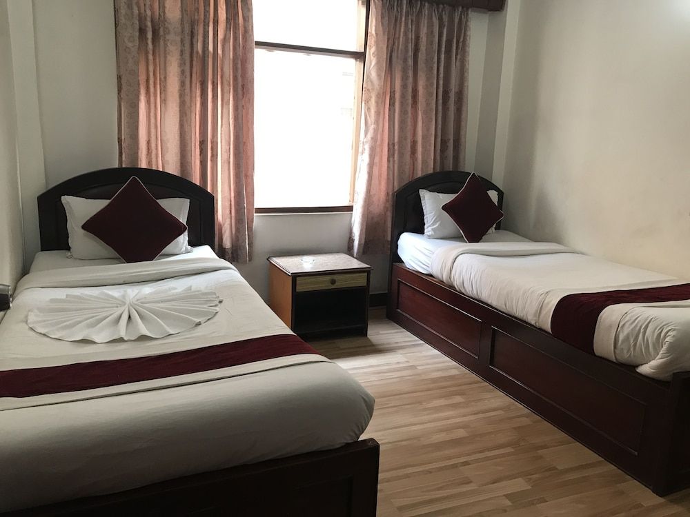 Hotel Lily Kathmandu Comfort Twin Room, 2 Twin Beds, Private Bathroom, City View 3