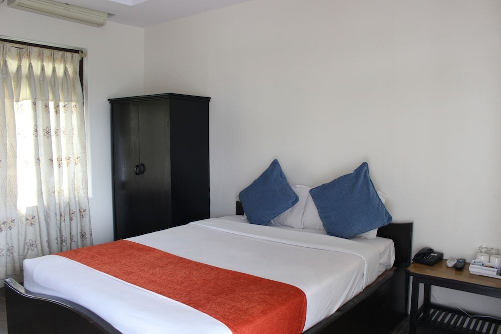 Tuki Resort Deluxe Double Room 6