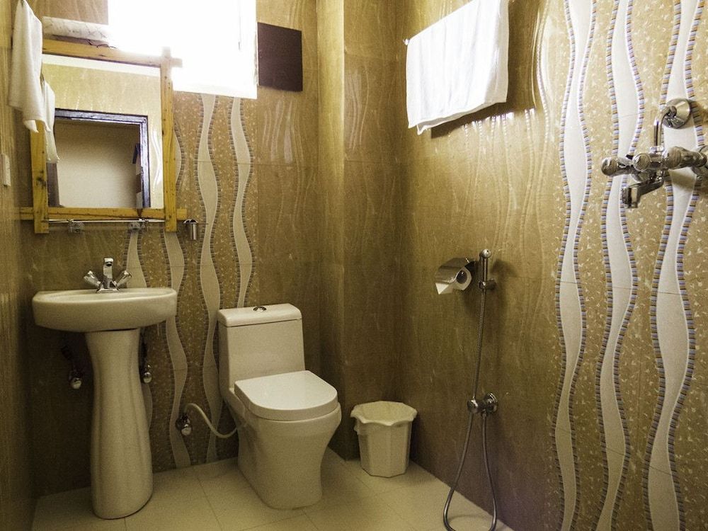 undefined Hotel The Coast 9