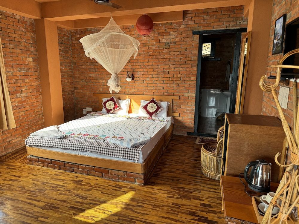 Nar-Bis Hotel Deluxe Room With Private Balcony, Lake View Breakfast Included