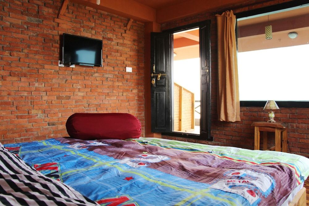 Nar-Bis Hotel Deluxe Room With Private Balcony, Lake View Breakfast Included 6