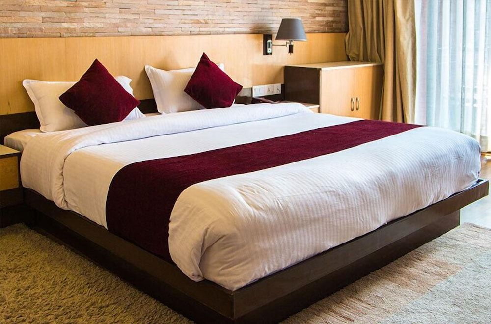 Hotel Queens Park Deluxe Room