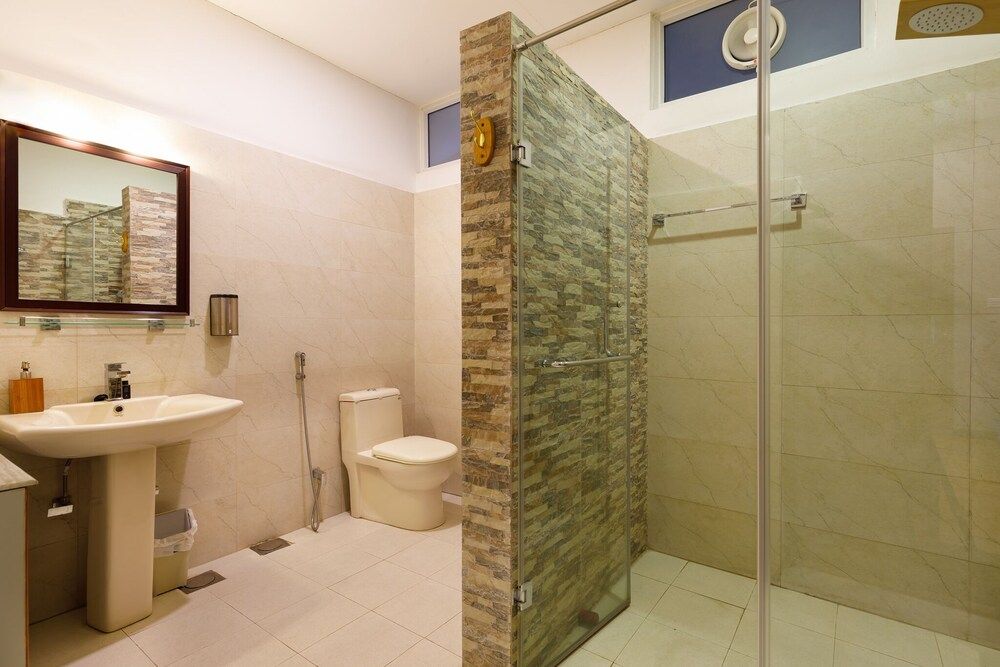 Shaligram Hotel & Spa Garden Apartment 2