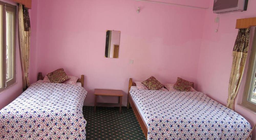 undefined Hotel Lotus Inn 7