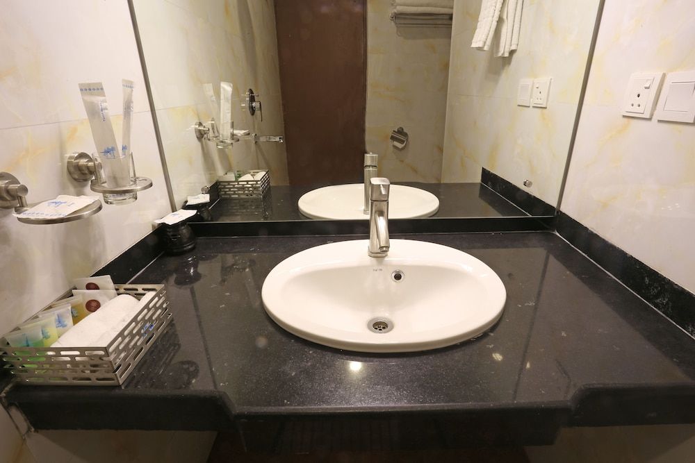 Dahlia Boutique Hotel Deluxe Double or Twin Room 7