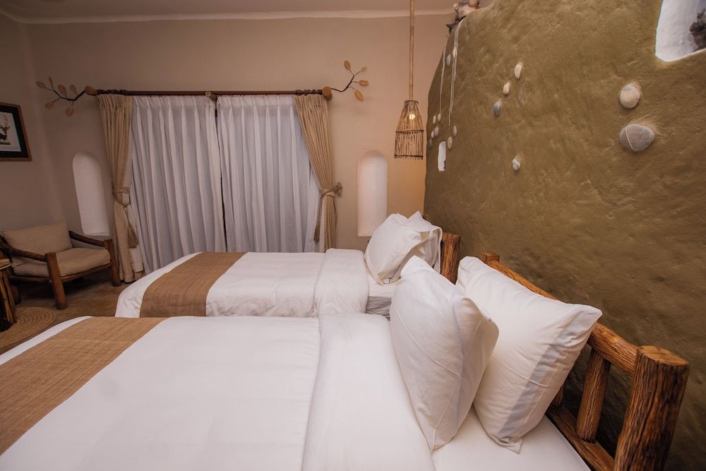 Barahi Jungle Lodge Deluxe Double or Twin Room 2