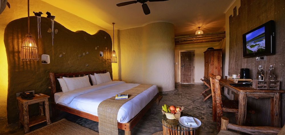 Barahi Jungle Lodge Deluxe Double or Twin Room 3