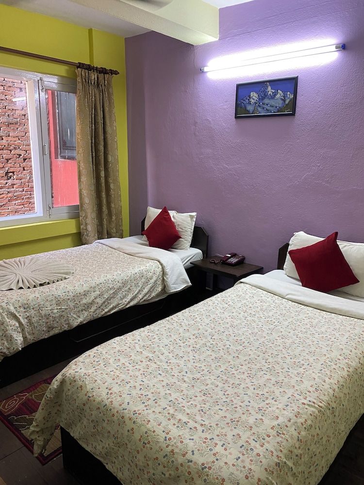 undefined Bag Packer's Lodge 8