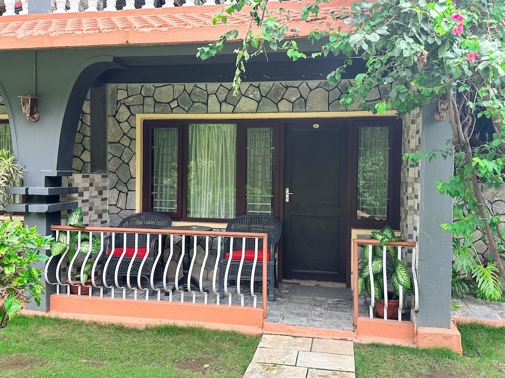 undefined Lake View Resort 10