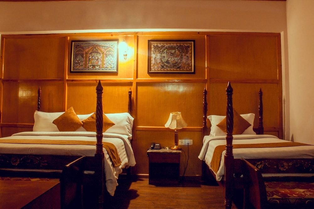 Lake View Resort Private Hut 7