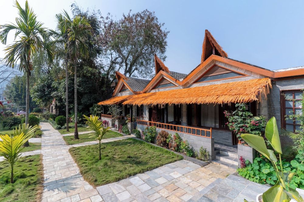 undefined Lake View Resort 7