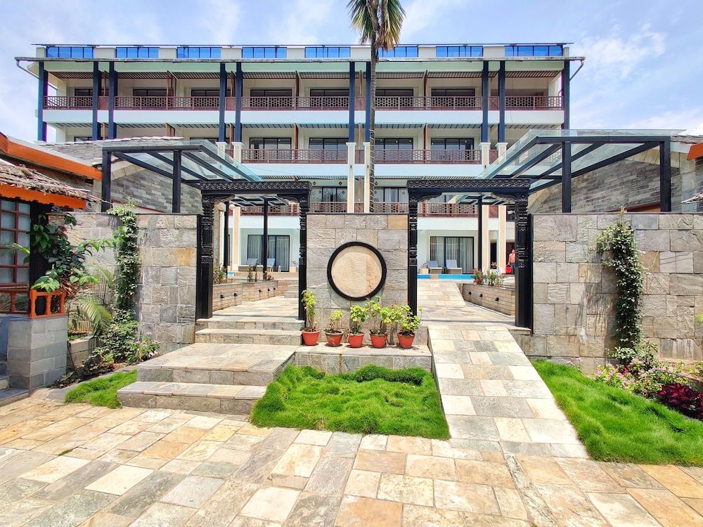 undefined Lake View Resort 3