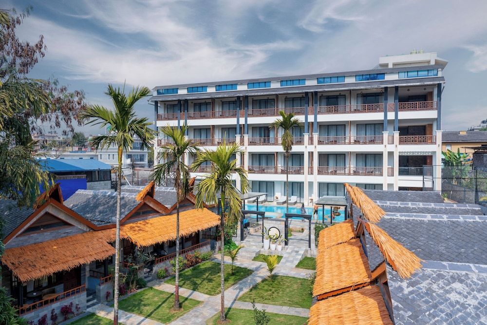 undefined Lake View Resort 6