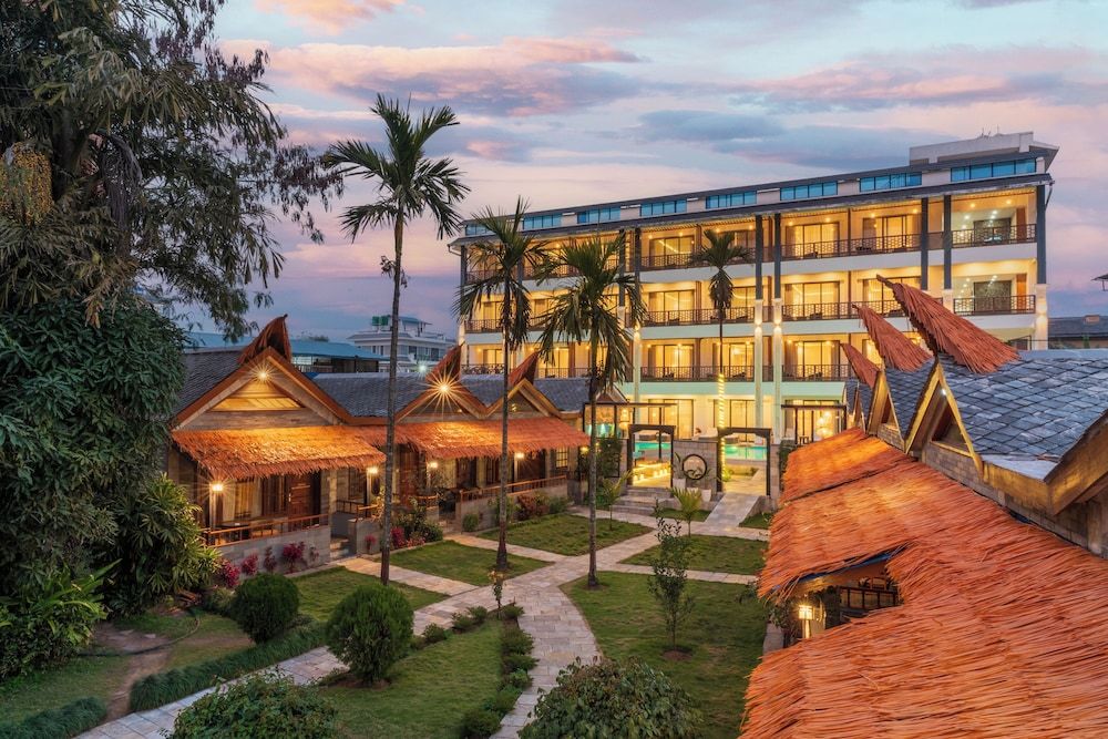 undefined Lake View Resort