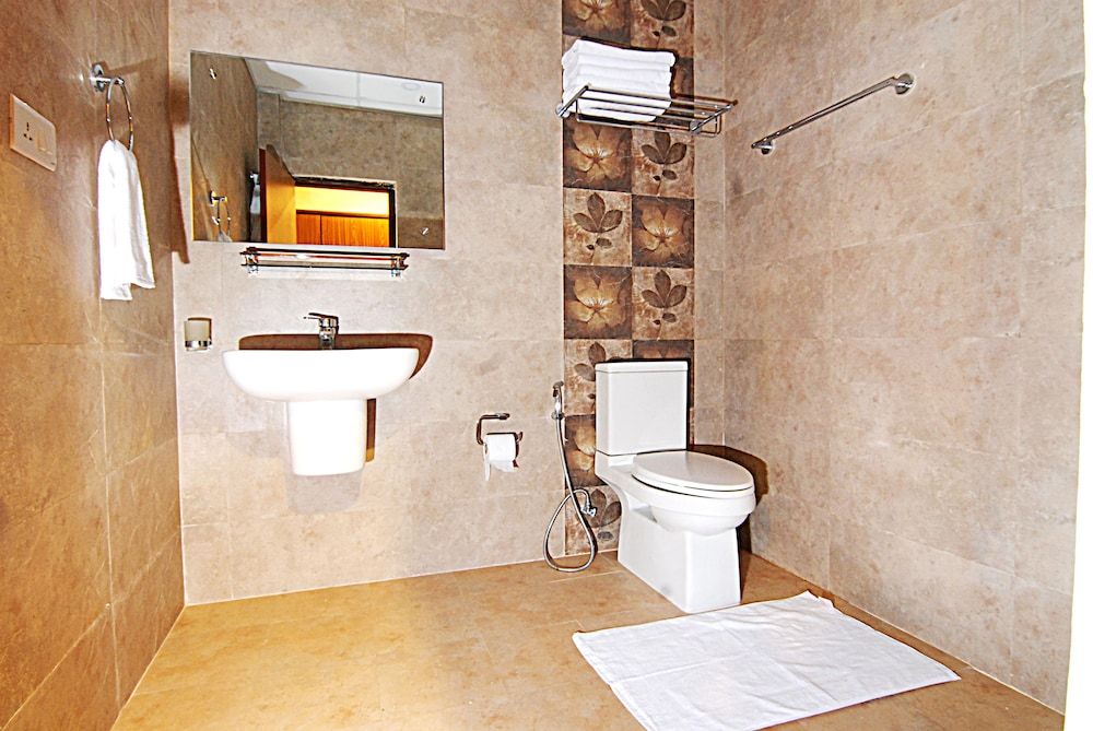 The Address Kathmandu Hotel Standard Twin Room, Accessible, City View 9