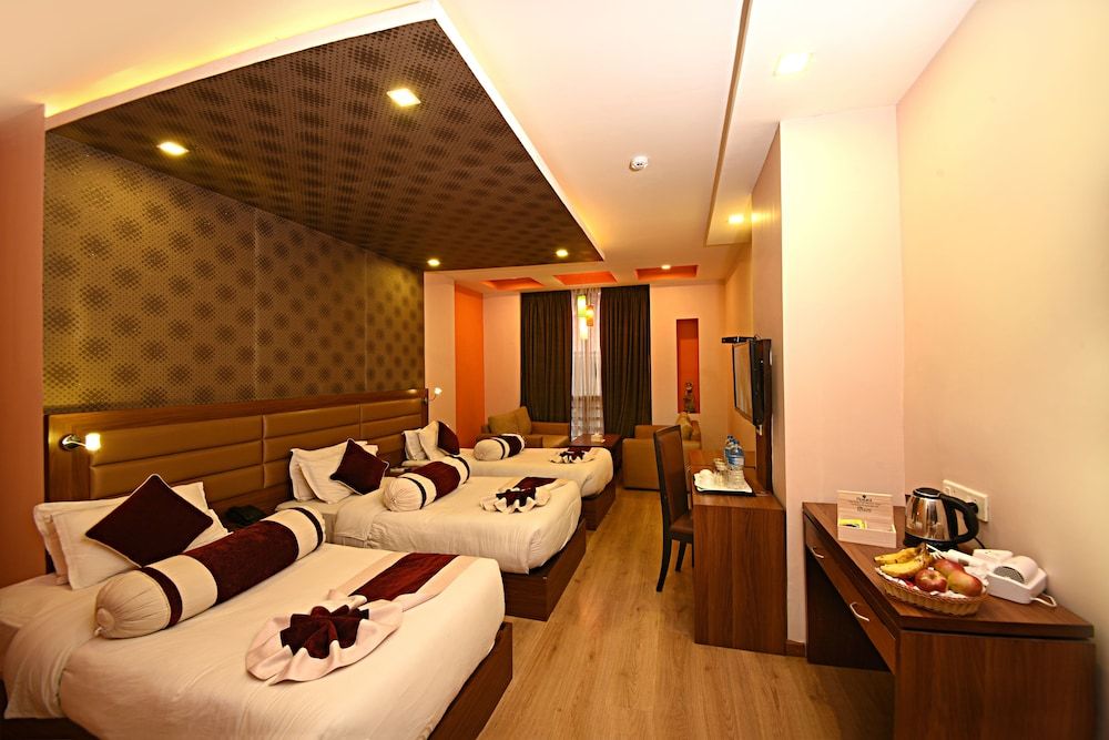 Family Triple Room, City View