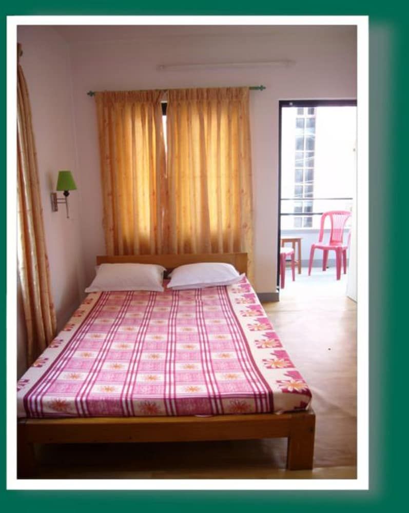 Le Rhododendron Chambres D'hotes Deluxe Double or Twin Room, Mountain View 16