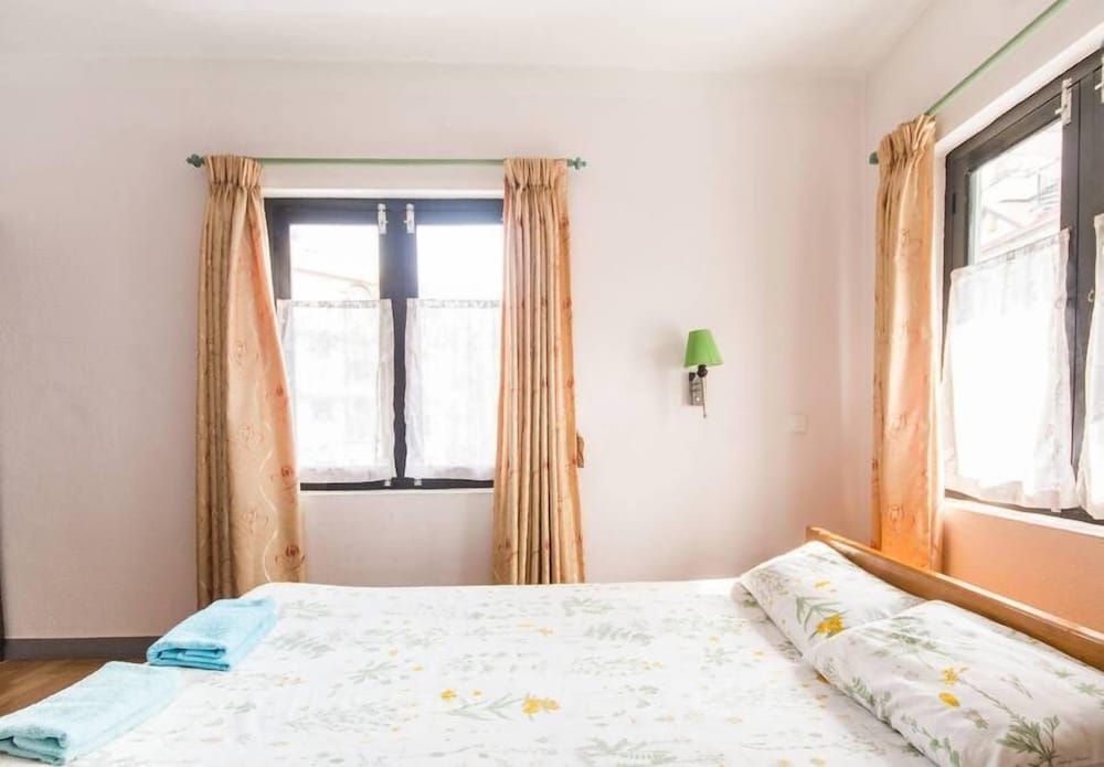 Le Rhododendron Chambres D'hotes Deluxe Double or Twin Room, Mountain View 12